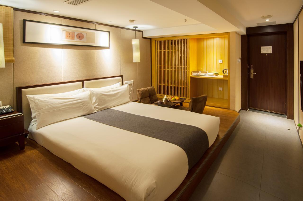 The Hotel Zen Urban Resort Чэнду Экстерьер фото