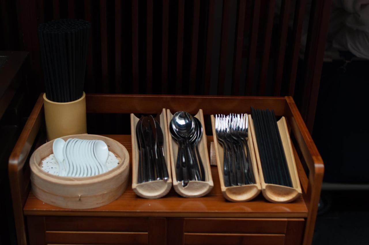 The Hotel Zen Urban Resort Чэнду Экстерьер фото